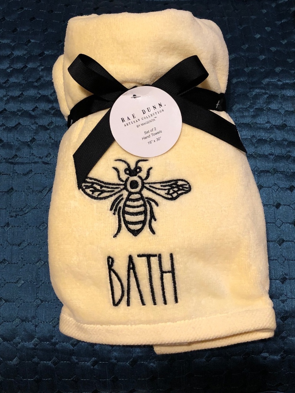 New! Rae Dunn Artisan Collection BEE Bath hand towels